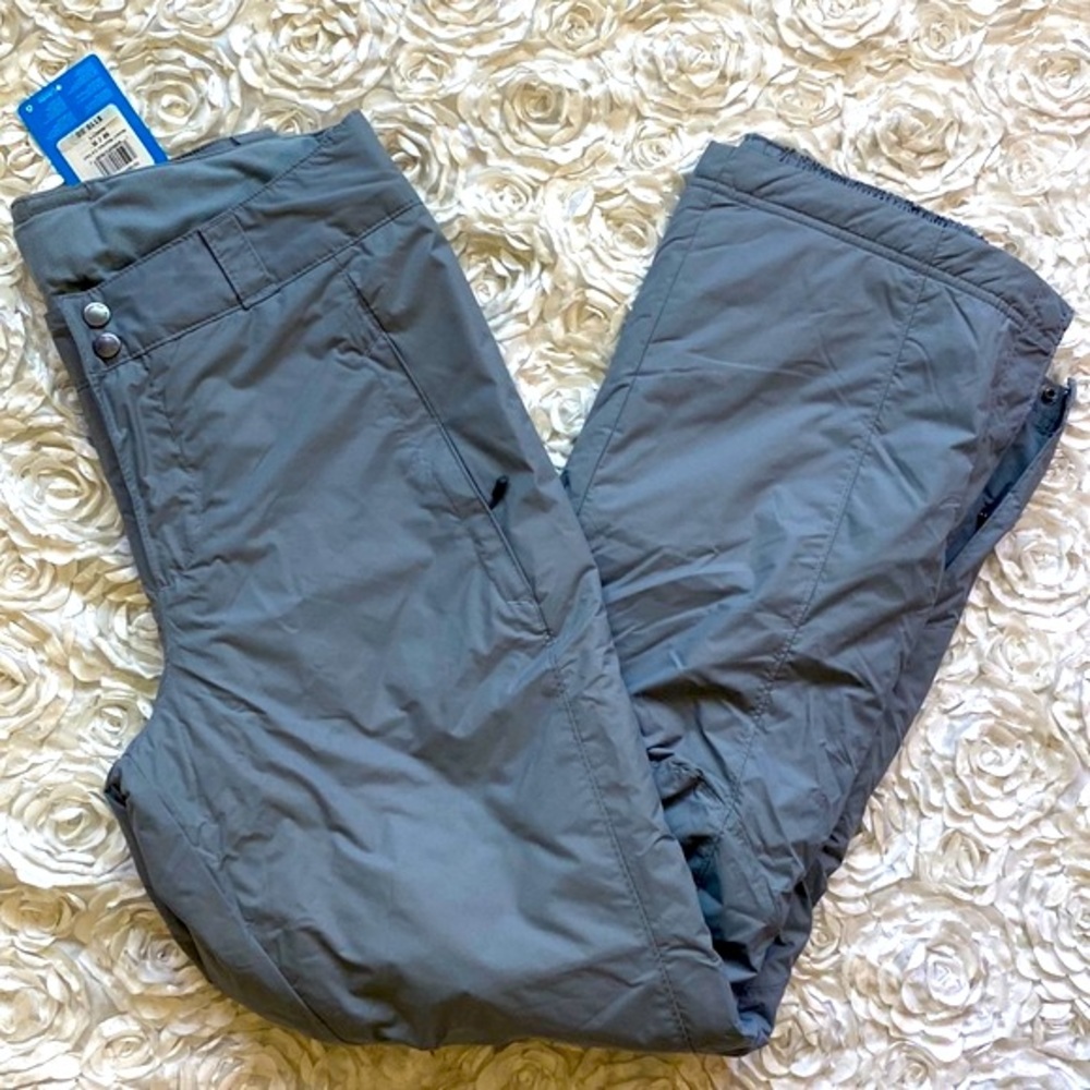 . New Columbia women’s snow pants size medium regular